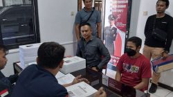 Polres Sanggau Serahkan Tersangka Dugaan Korupsi APBDes Semongan ke Kejaksaan